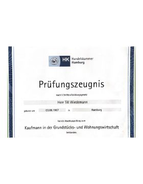 <p>Handelskammer Hamburg Prüfungszeugnis</p>